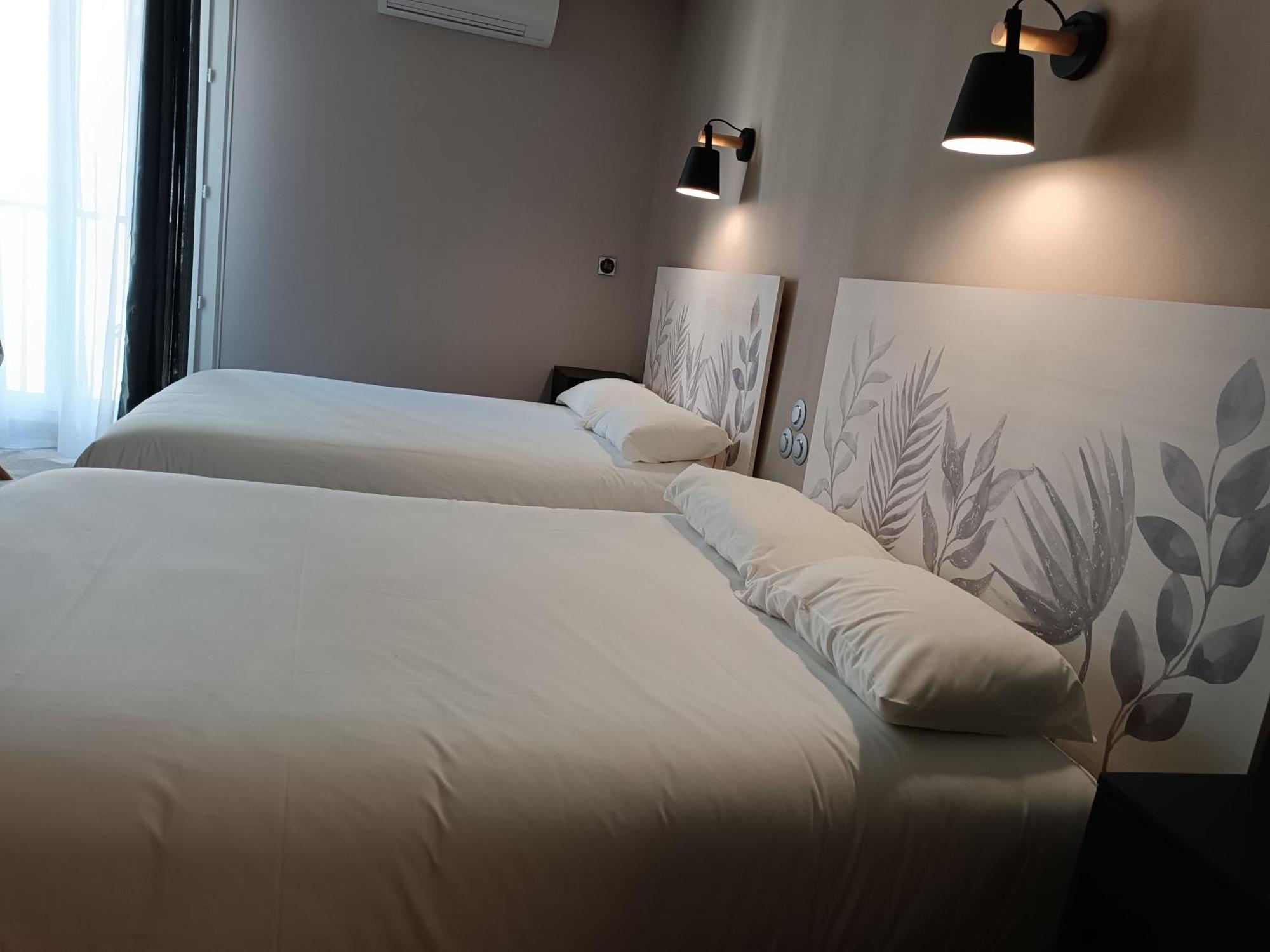 Contact Hotel Limoges - Hotel Des Deux Moulins Εξωτερικό φωτογραφία